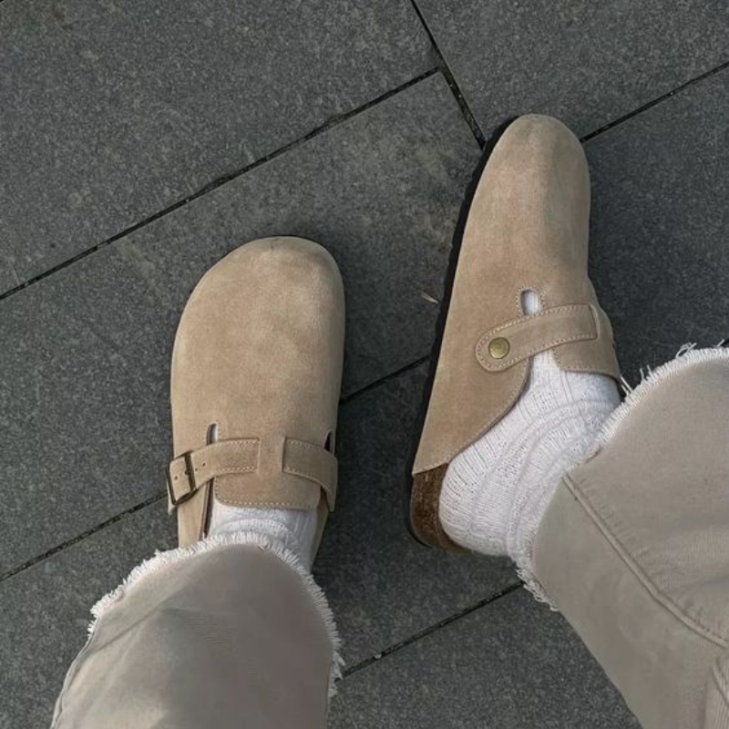 Men's Clogs for Warm Season Everyday Wear