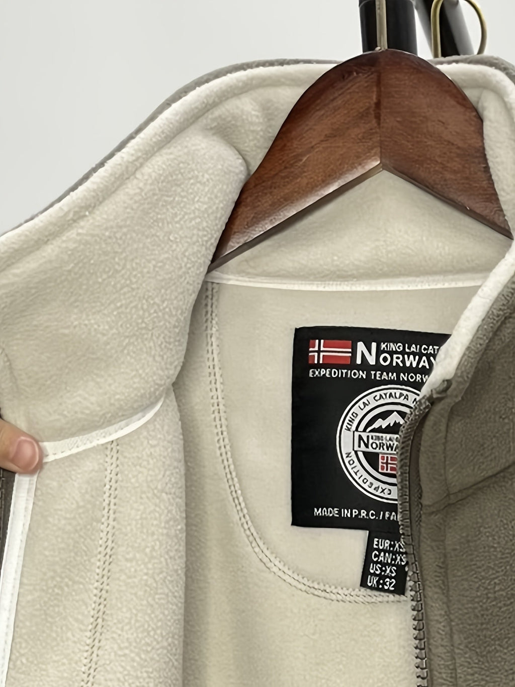 Men's Fleece Jacket for Outdoor Autumn Winter Layering