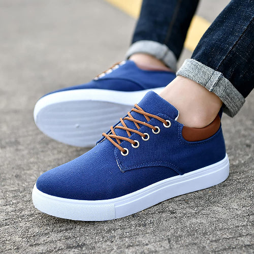 Men's Lace-Up Sneakers for Everyday Wear