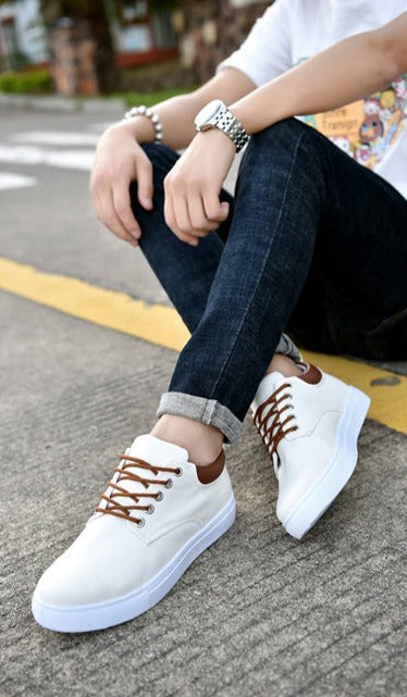 Men's Lace-Up Sneakers for Everyday Wear