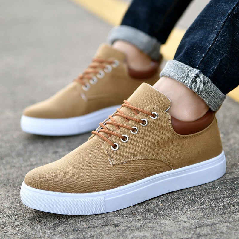 Men's Lace-Up Sneakers for Everyday Wear