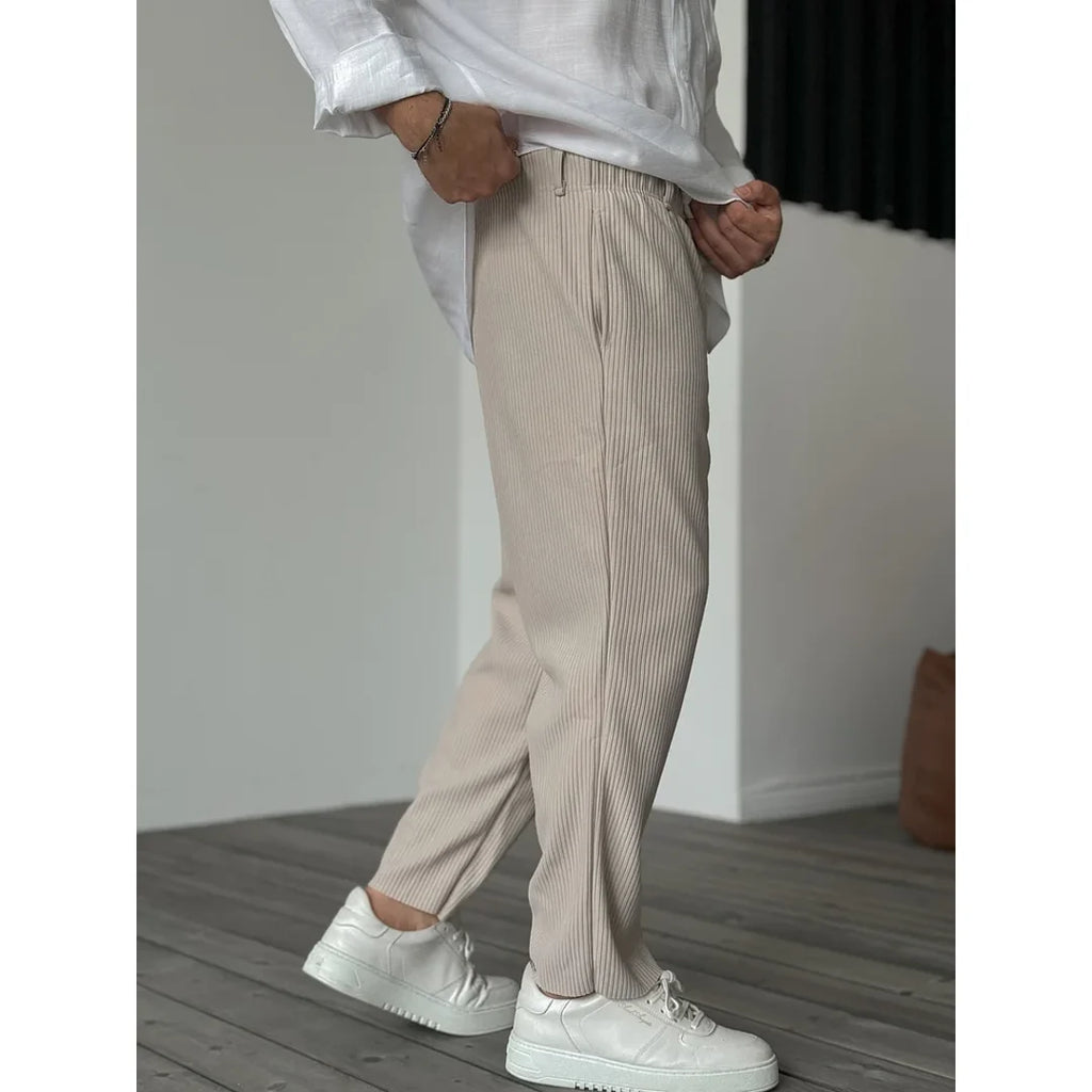 Men's beige relaxed trousers – side view