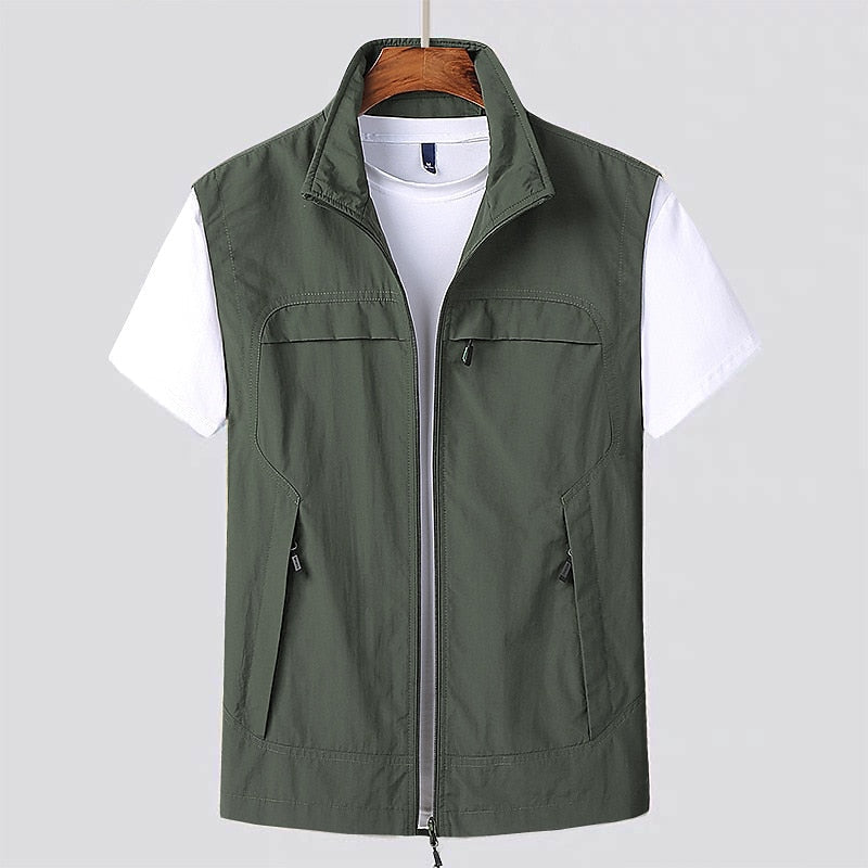 Men's zip vest with stand collar in green