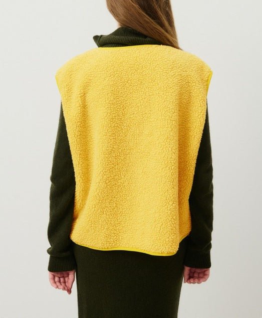 Women's Button Front Vest for Autumn Winter Wear