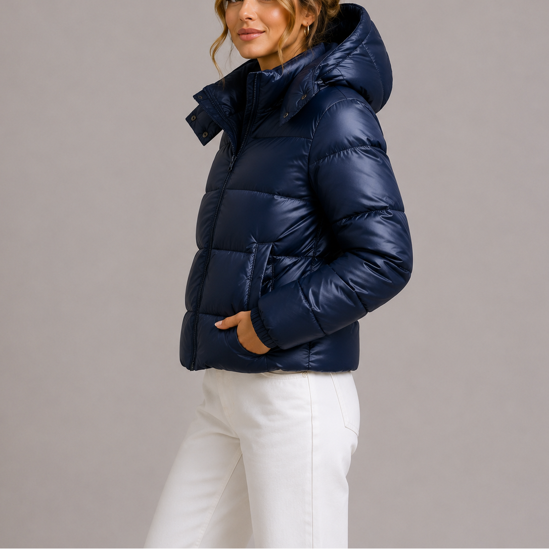 Women's Hooded Puffer Jacket for Autumn Winter Wear