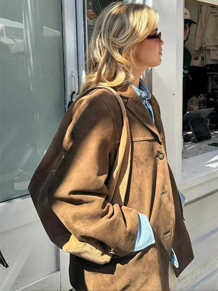 Women's Structured Blazer for Autumn and Winter Styling