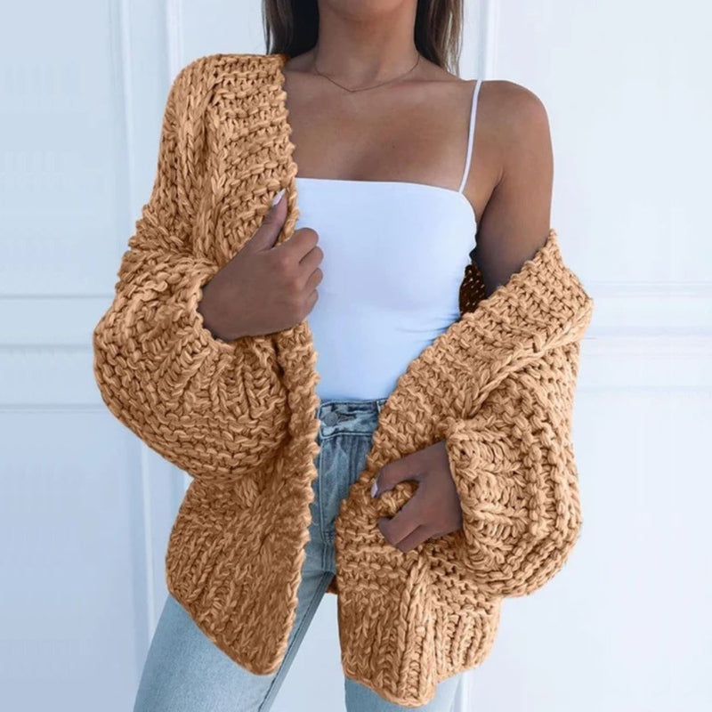 Women's camel chunky knit cardigan – close-up