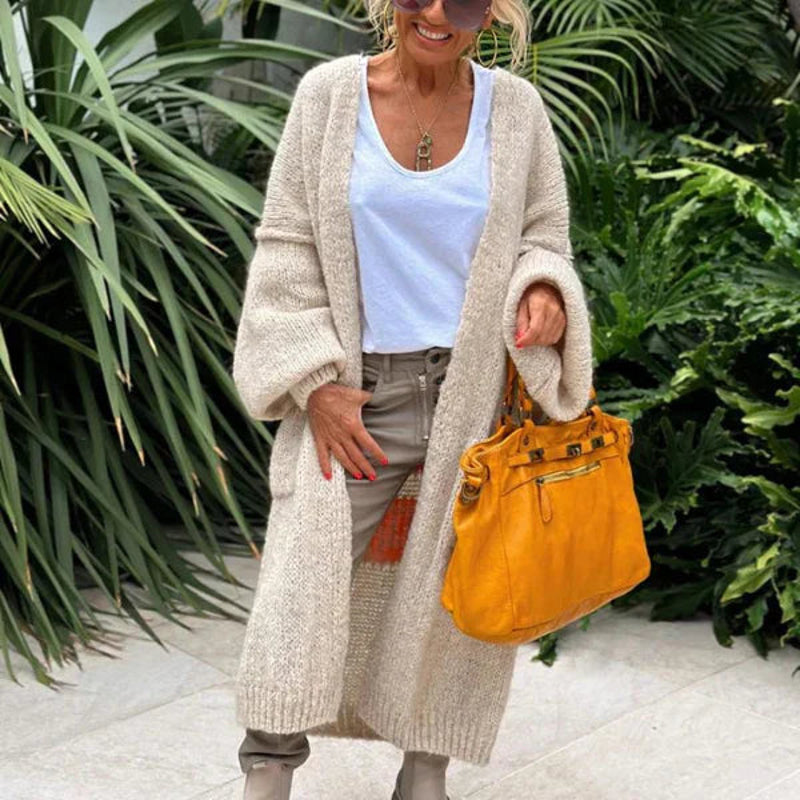 Woman wearing the beige long cardigan – front view