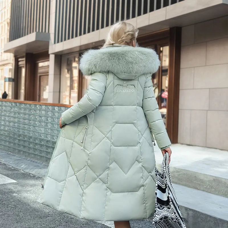 Women's long quilted puffer coat with high collar – view 10