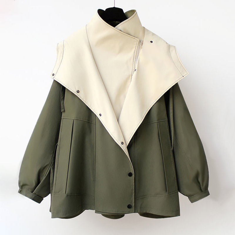 Women's green oversized jacket – front view