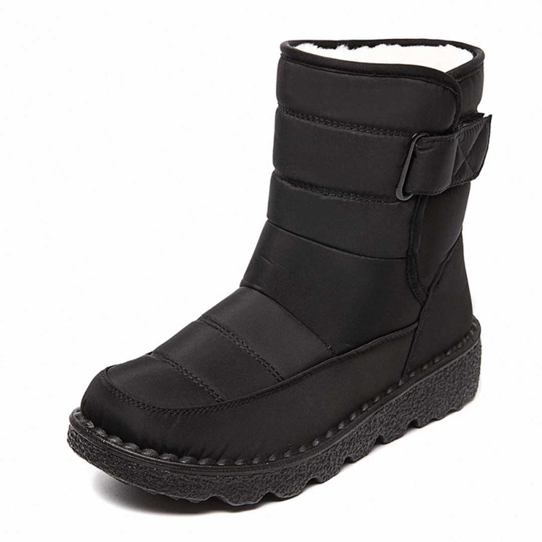 Women's black quilted snow boot with strap