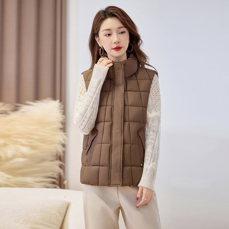 Women's quilted zip vest with high collar – view 7