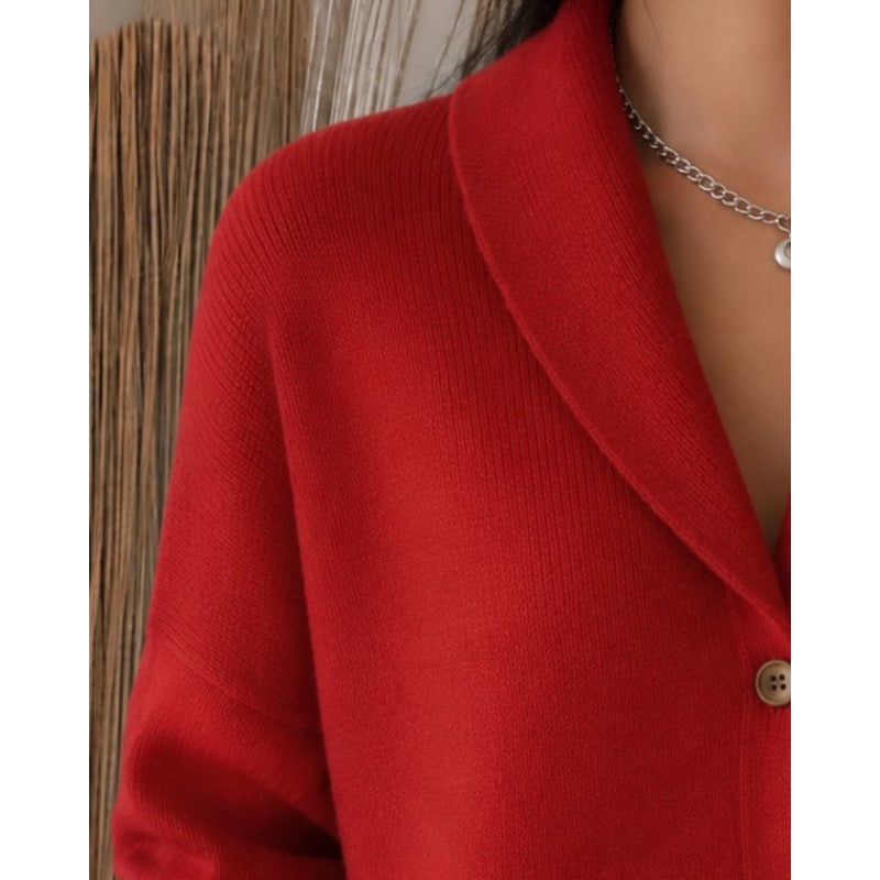 Red cardigan – close-up of the collar