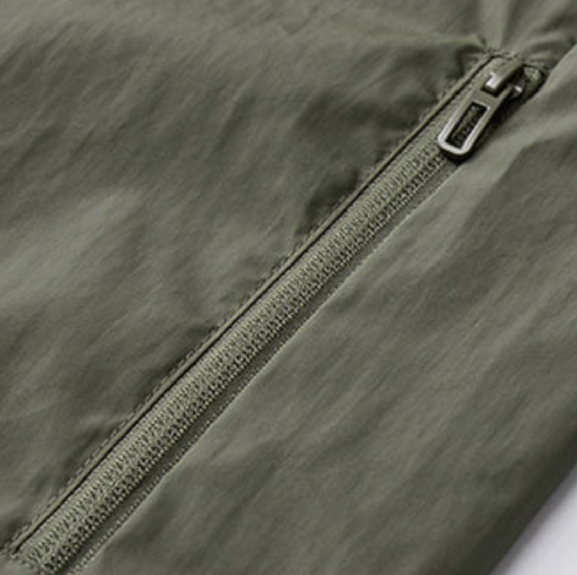 Men's Lightweight Hooded Jacket for Everyday Outdoor Wear